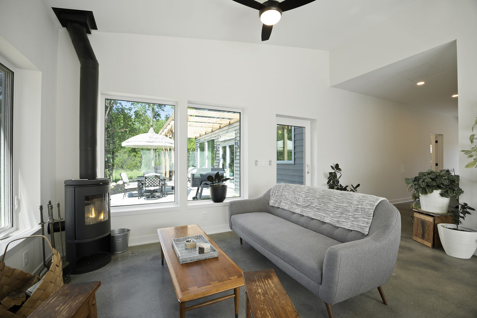 Paltrin - Rosa Home - Sunroom