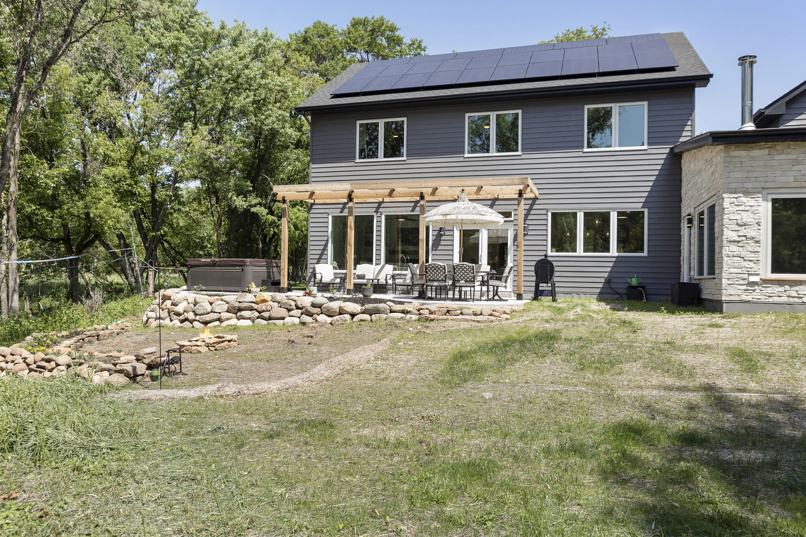 Paltrin - Rosa Home - Exterior Solar