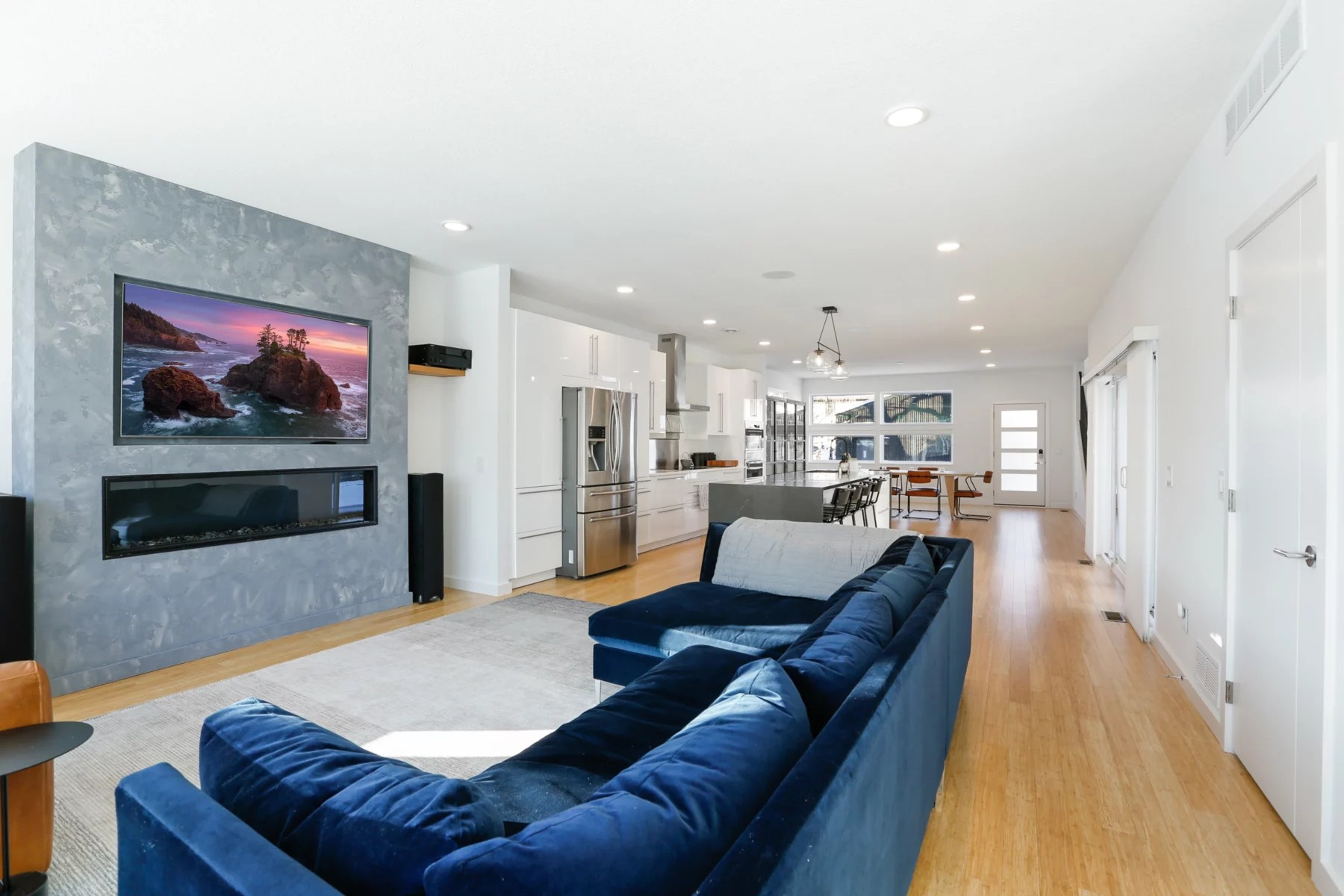 Paltrin-casa-ag-modern-open-floorplan