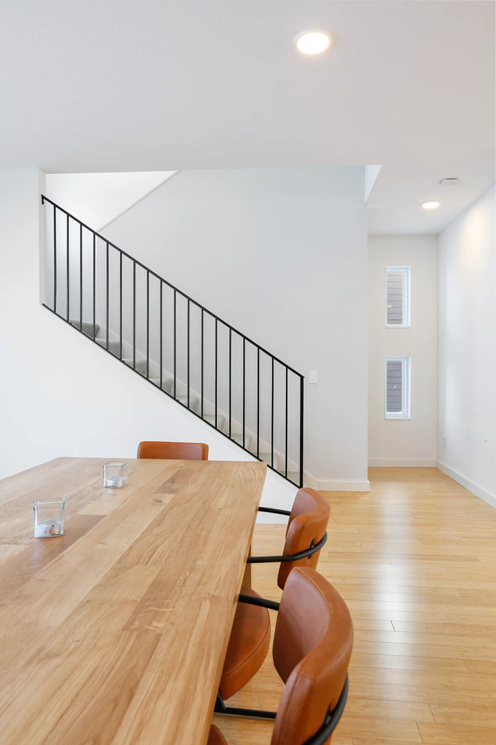 Paltrin-casa-ag-modern-staircase
